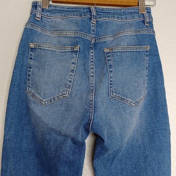 ASOS Design Distressed Mom Jeans - Picture 6 of 11